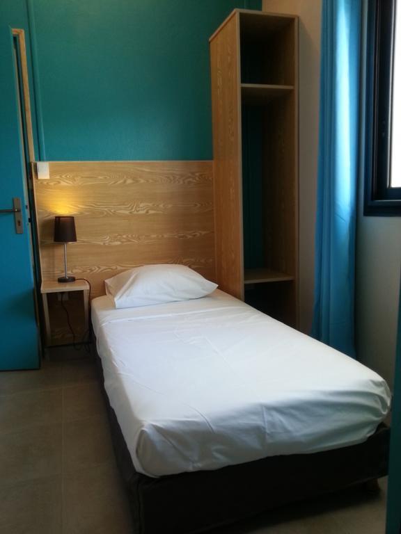 L'Annexe 66 , Saint Denis Centre Ville , A 200 M De La Rue Pietonne , Du Petit Marche Et Du Leader Price , Sur Une Rue Calme, Parking Gratuit Sur La Rue Cameră foto