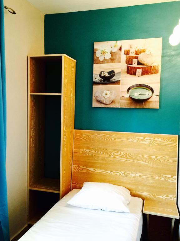 L'Annexe 66 , Saint Denis Centre Ville , A 200 M De La Rue Pietonne , Du Petit Marche Et Du Leader Price , Sur Une Rue Calme, Parking Gratuit Sur La Rue Cameră foto